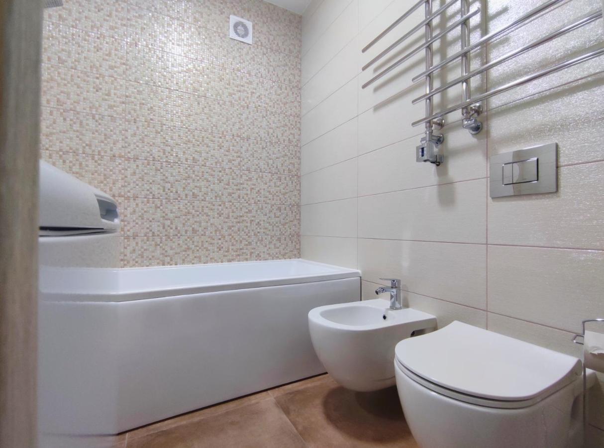 "Well-Being" Popular Among Business Person Apartment Lviv Bagian luar foto