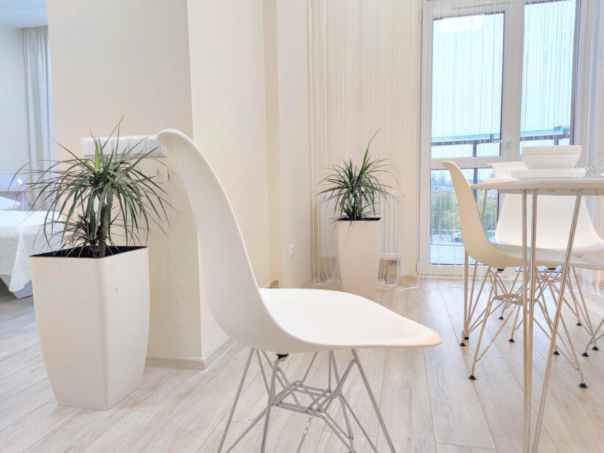 "Well-Being" Popular Among Business Person Apartment Lviv Bagian luar foto