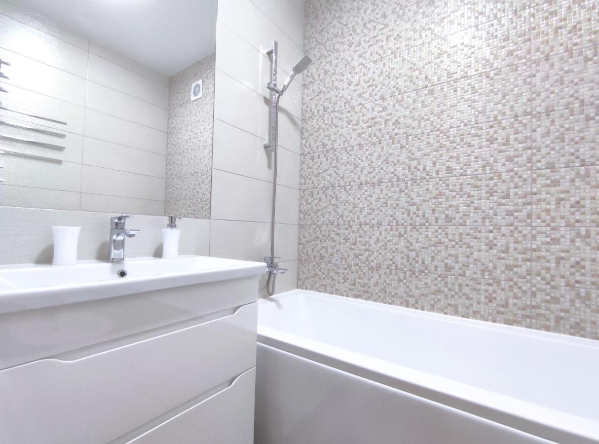 "Well-Being" Popular Among Business Person Apartment Lviv Bagian luar foto