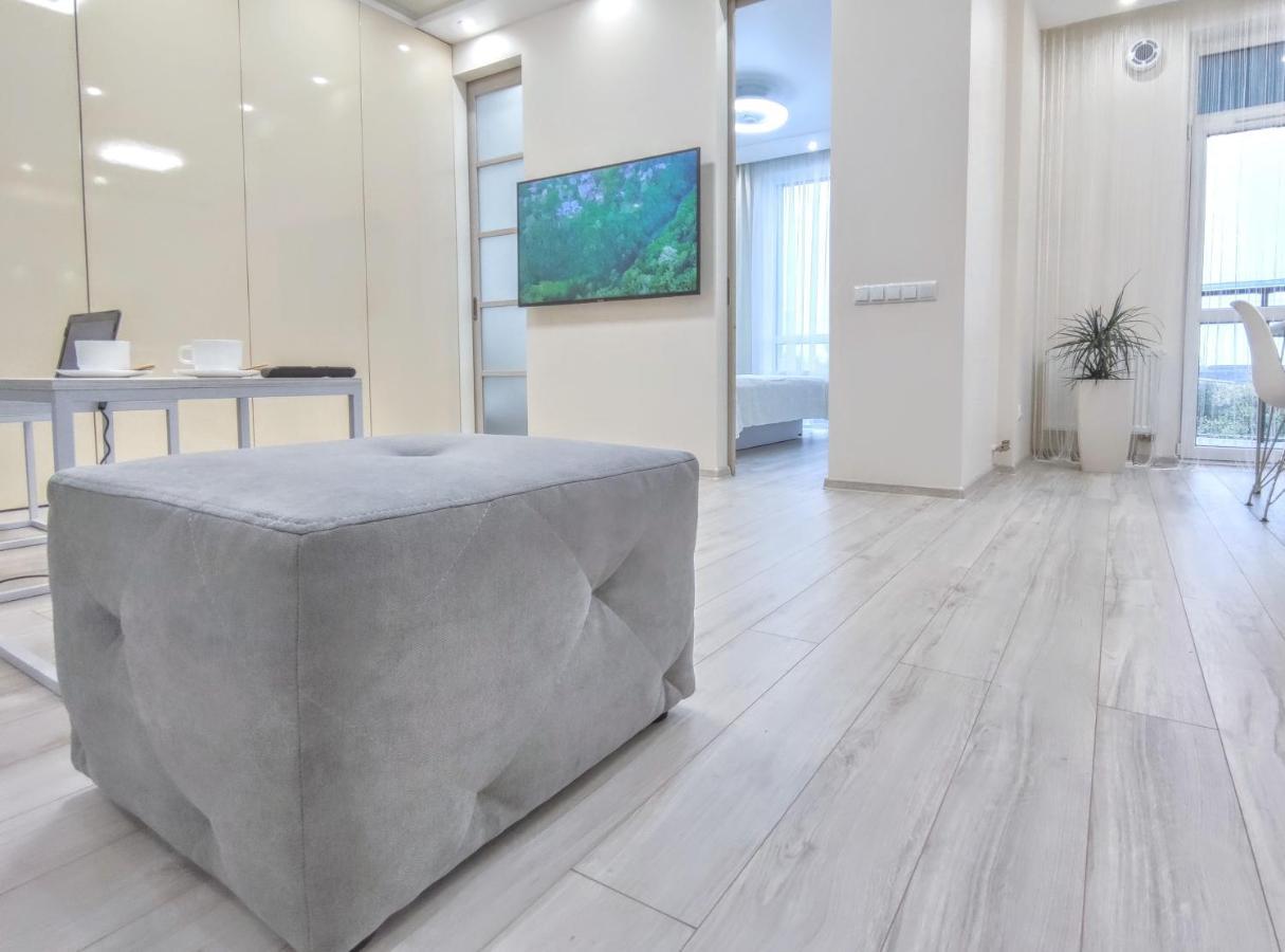 "Well-Being" Popular Among Business Person Apartment Lviv Bagian luar foto